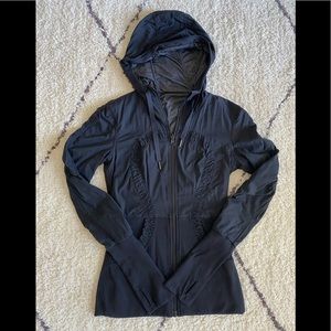 Lululemon hooded jacket - black - size 4